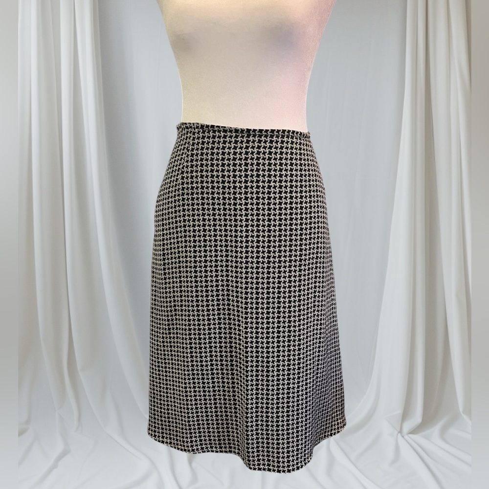 Talbots, Pure Silk Black & White Houndstooth Skirt - Size 12